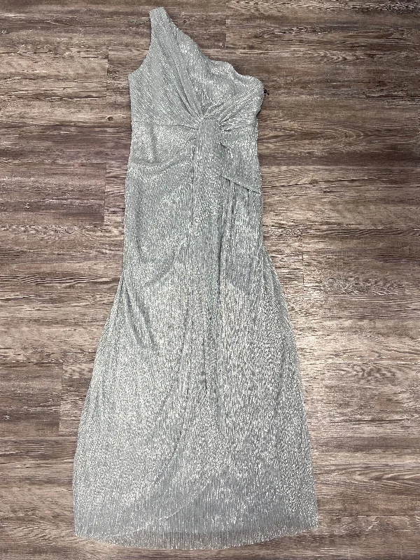 Dress Party Long By Adrianna Papell In Silver, Size: 8p